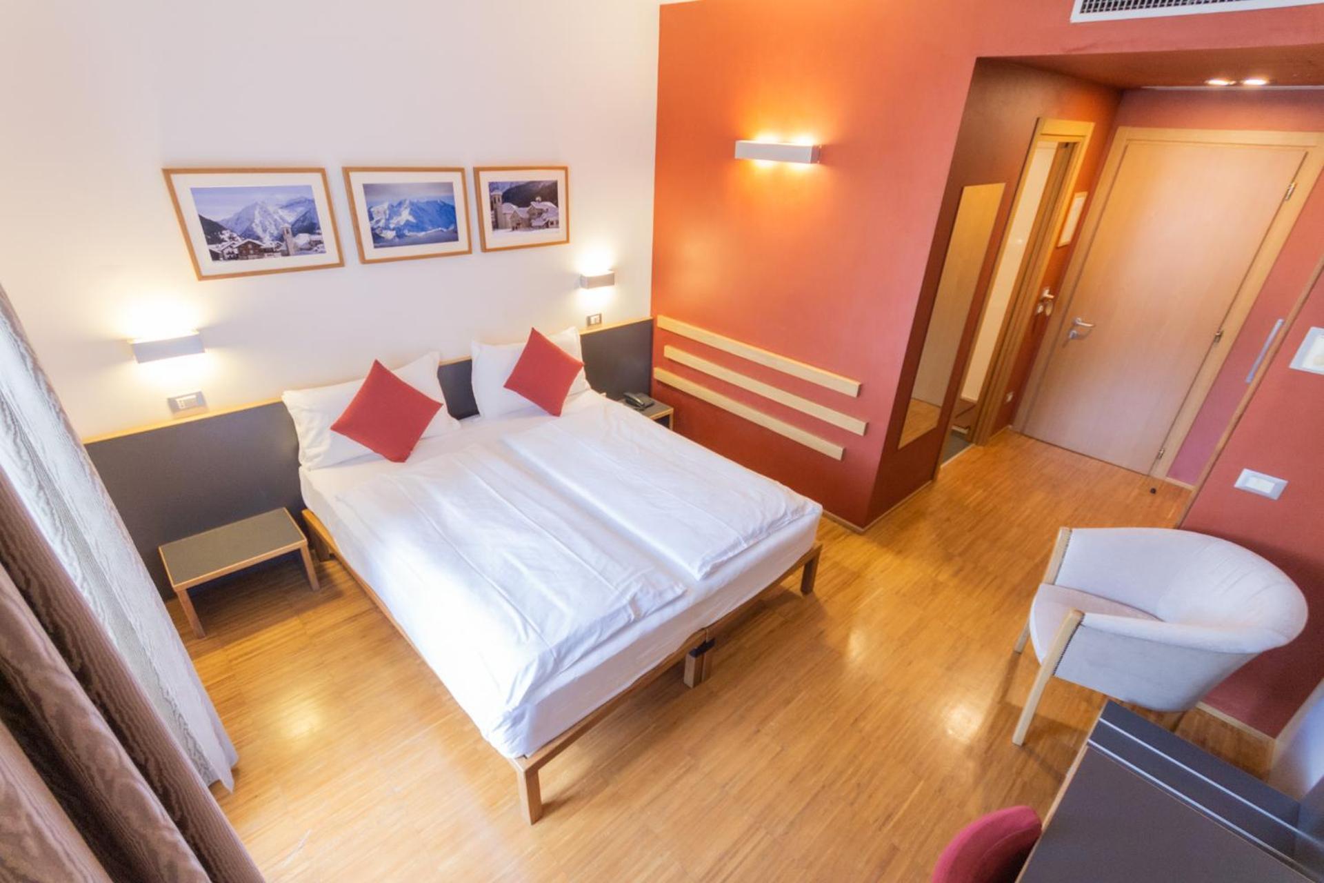 Hotel Cortese アルメーノ エクステリア 写真
