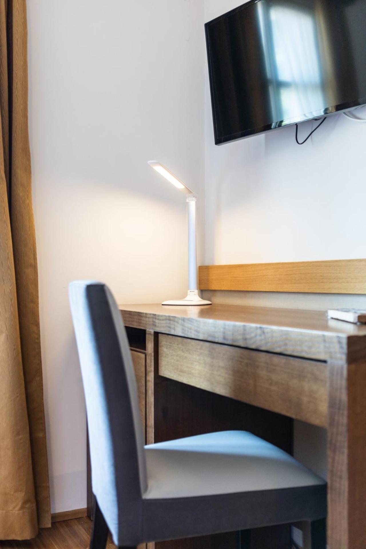 Hotel Cortese アルメーノ エクステリア 写真