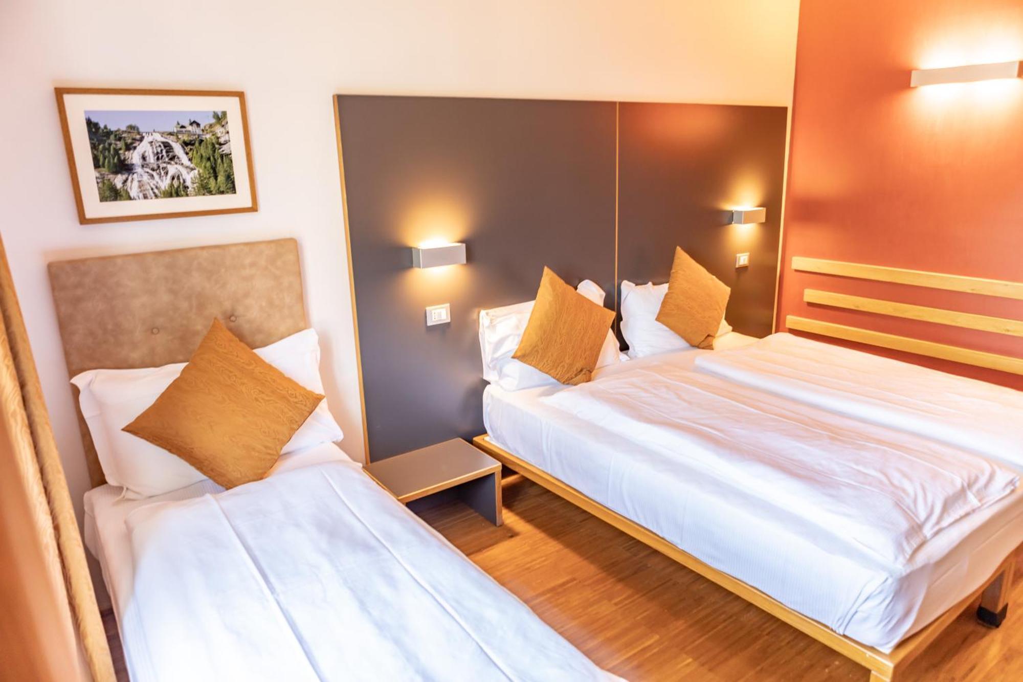 Hotel Cortese アルメーノ エクステリア 写真