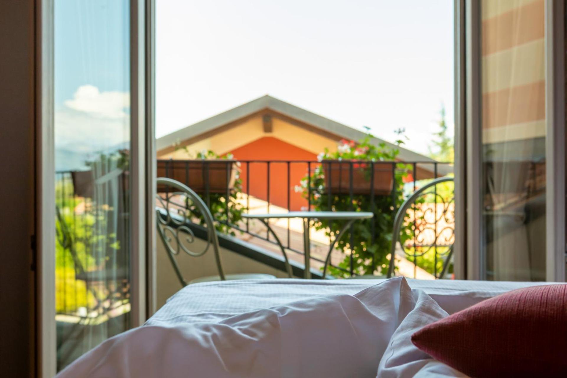 Hotel Cortese アルメーノ エクステリア 写真