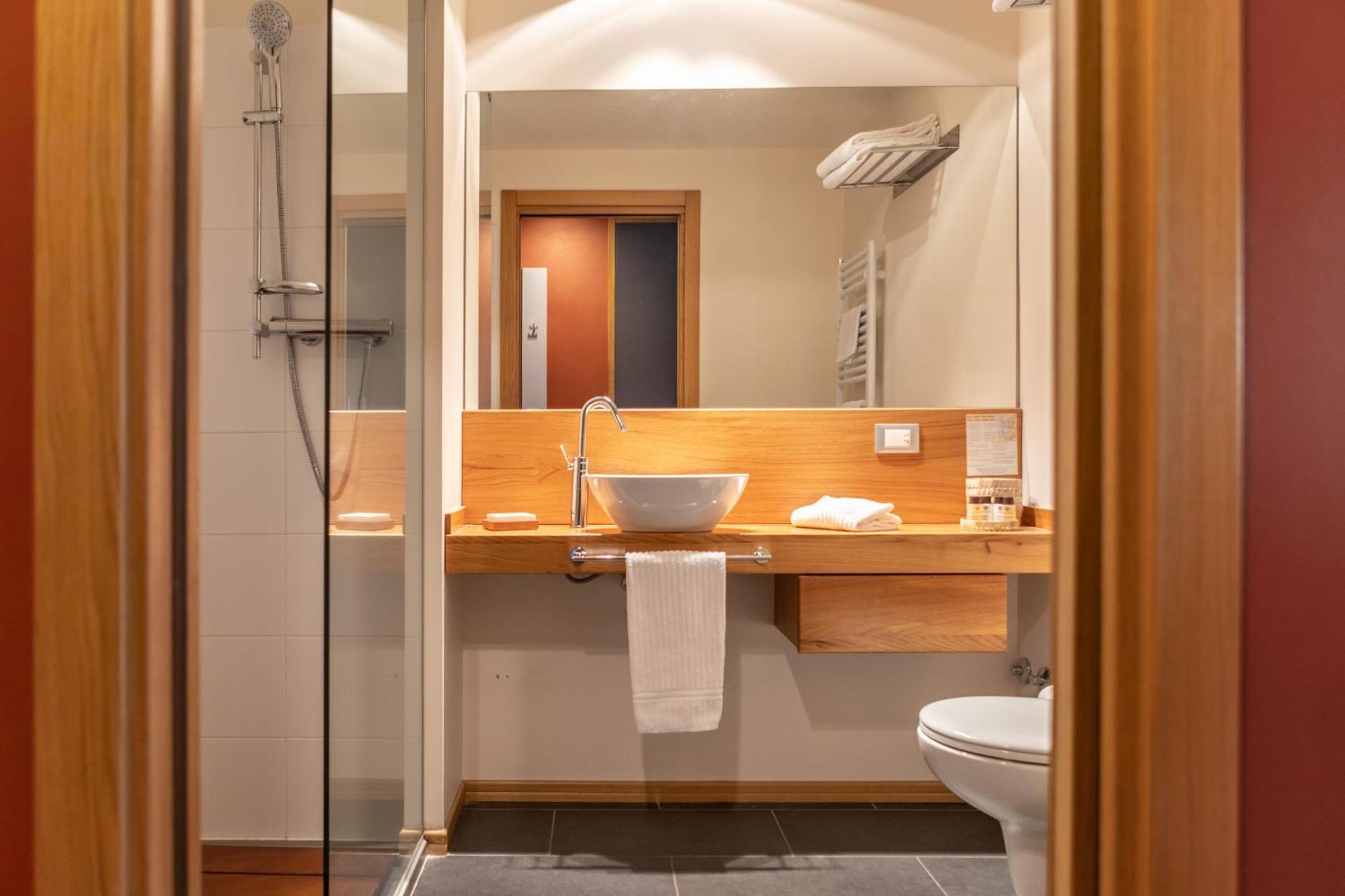 Hotel Cortese アルメーノ エクステリア 写真