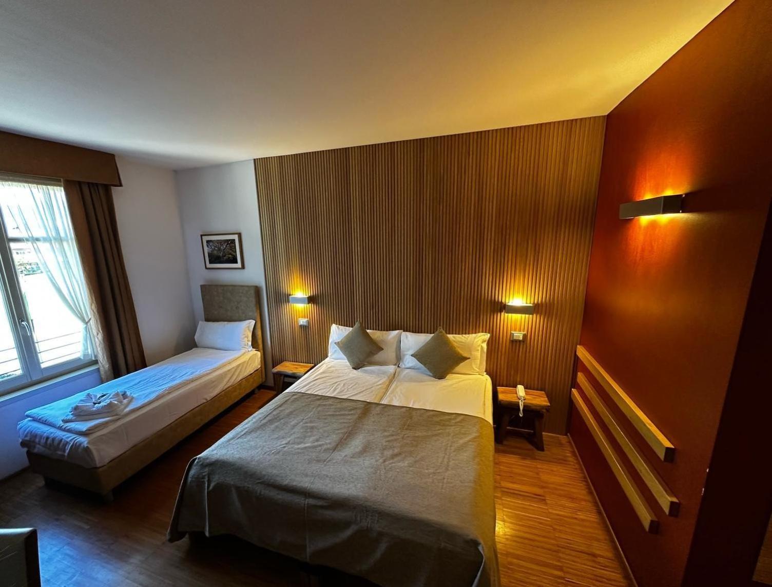 Hotel Cortese アルメーノ エクステリア 写真