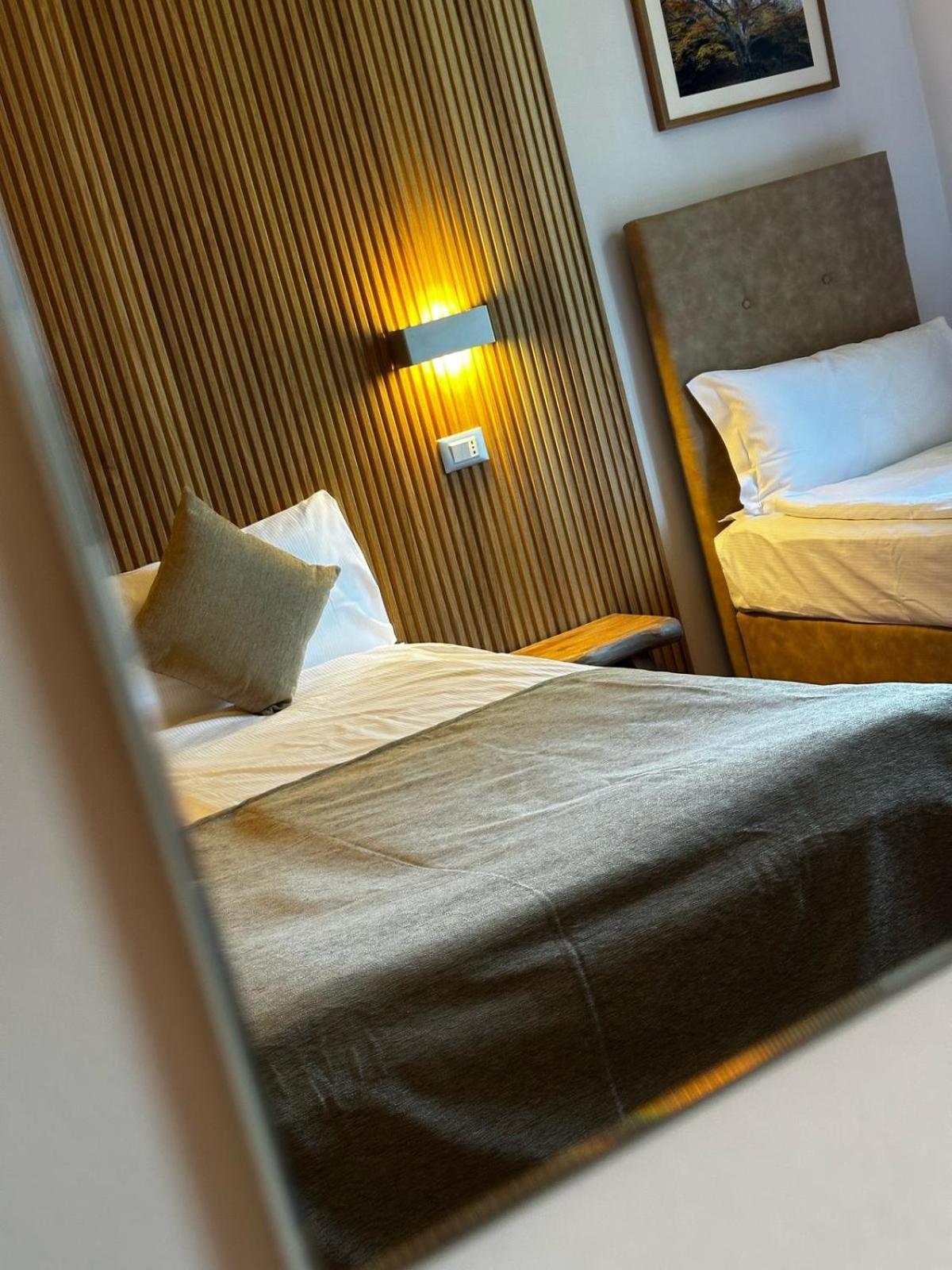 Hotel Cortese アルメーノ エクステリア 写真