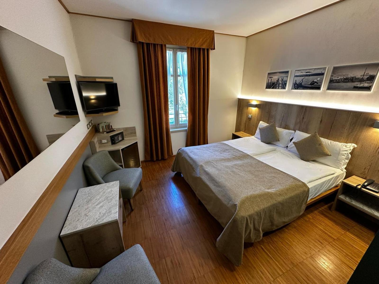 Hotel Cortese アルメーノ エクステリア 写真